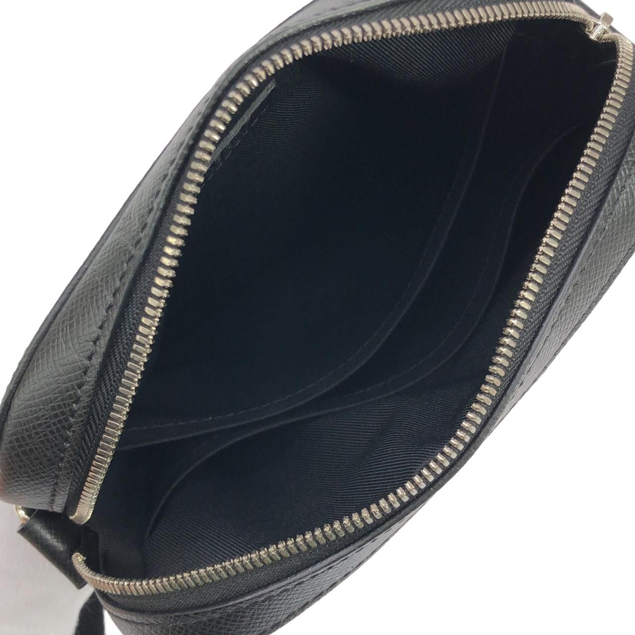 Louis Vuitton Taiga Anton Pochette Shoulder — view 7