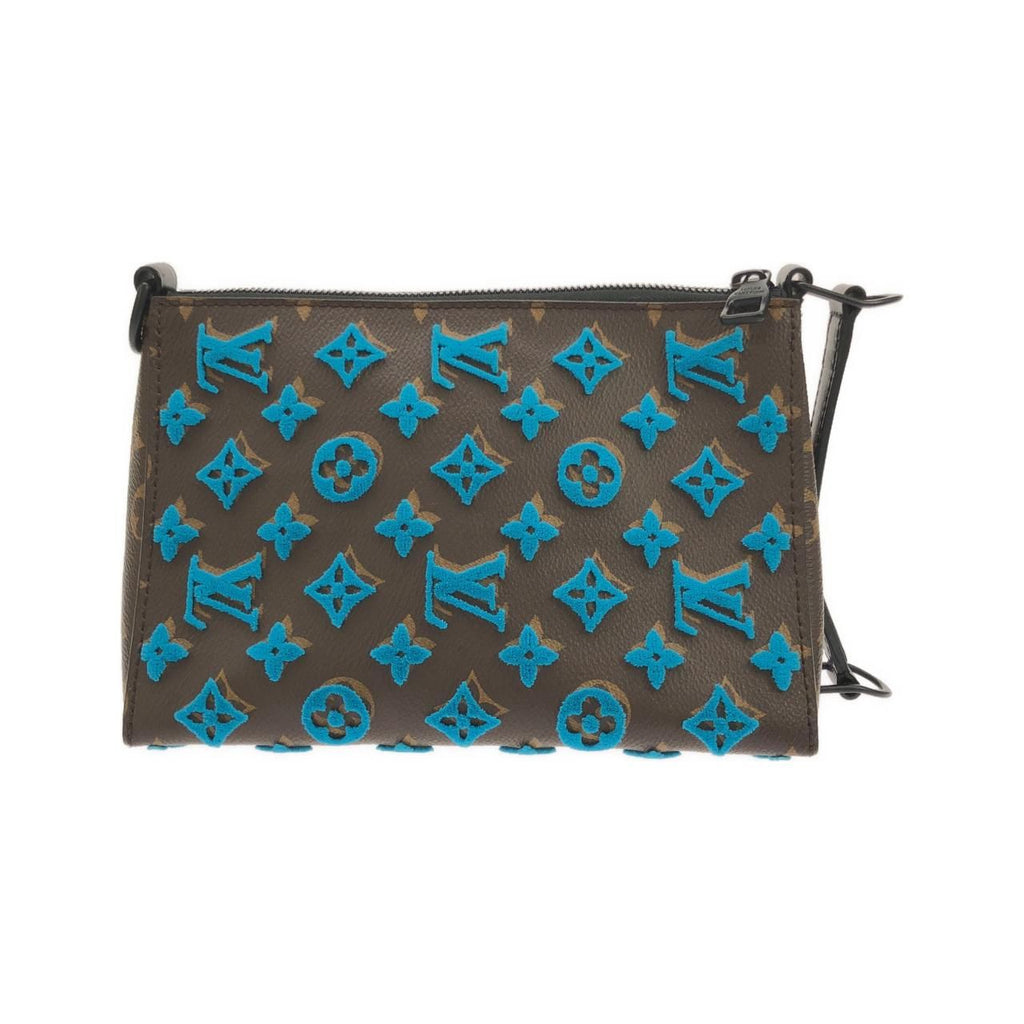 Louis Vuitton Monogram Tufting Triangle Messenger Shoulder — view 2