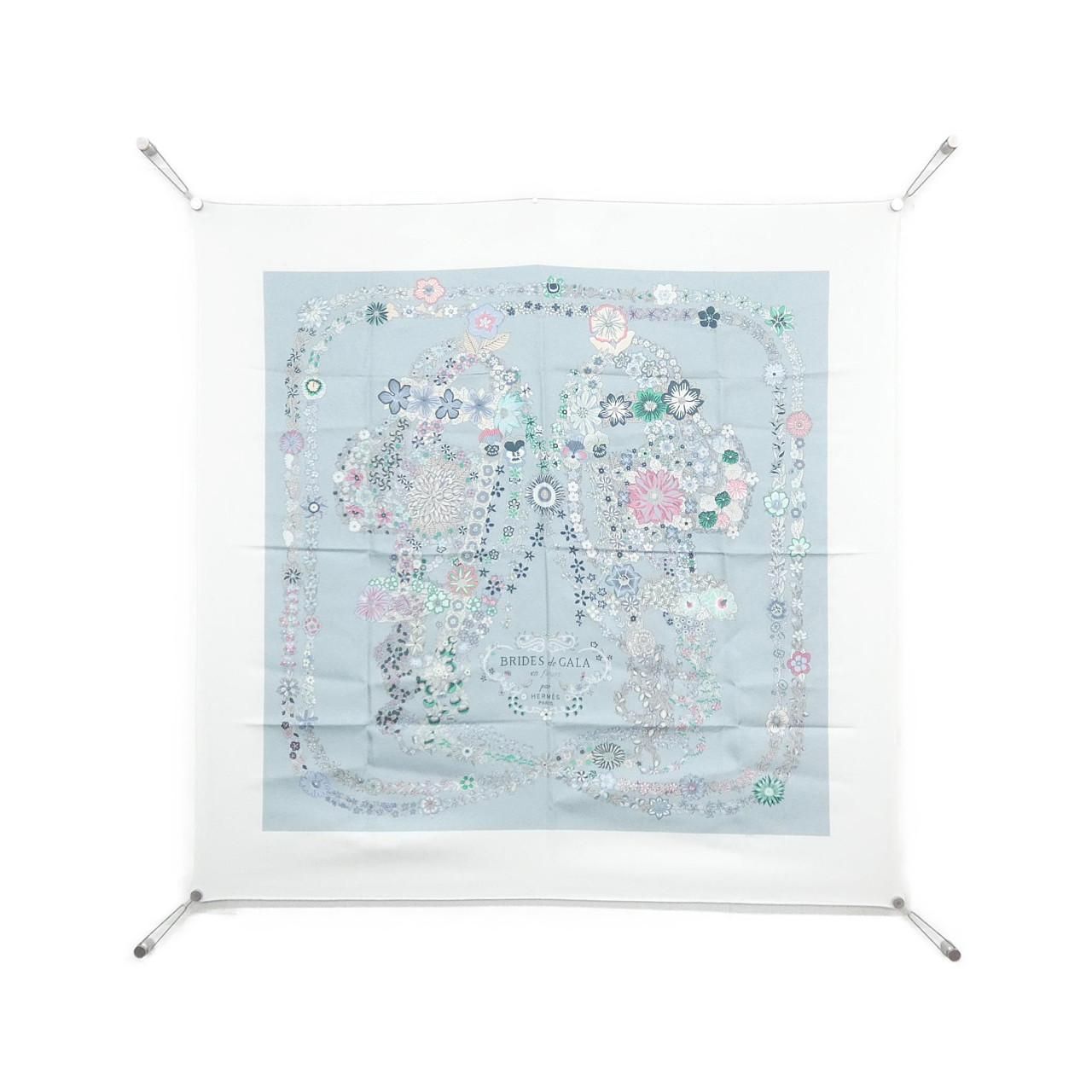Hermes Brides de Gala en Fleurs Carre Scarf