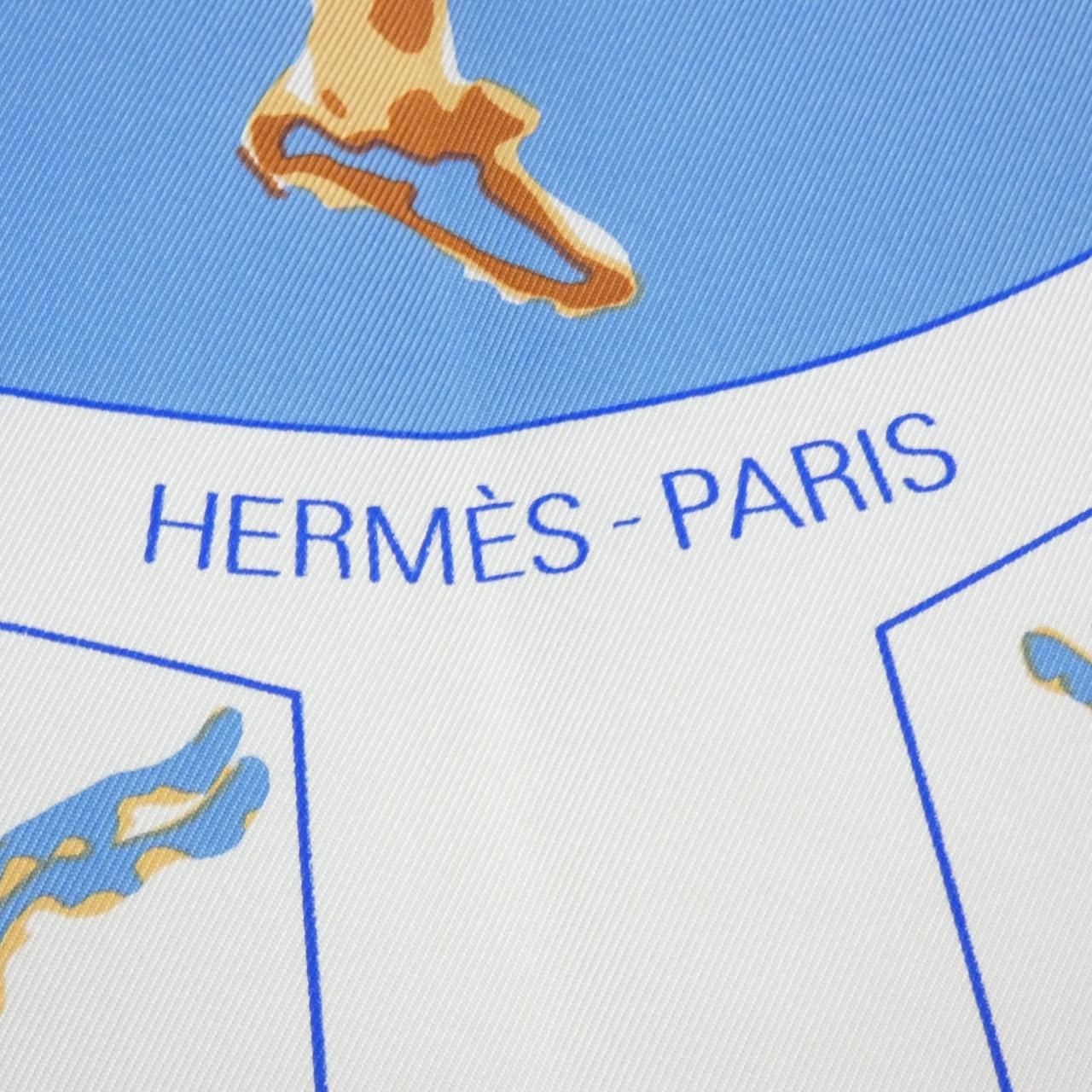 Hermes Viu les Champions Carre Scarf — view 2