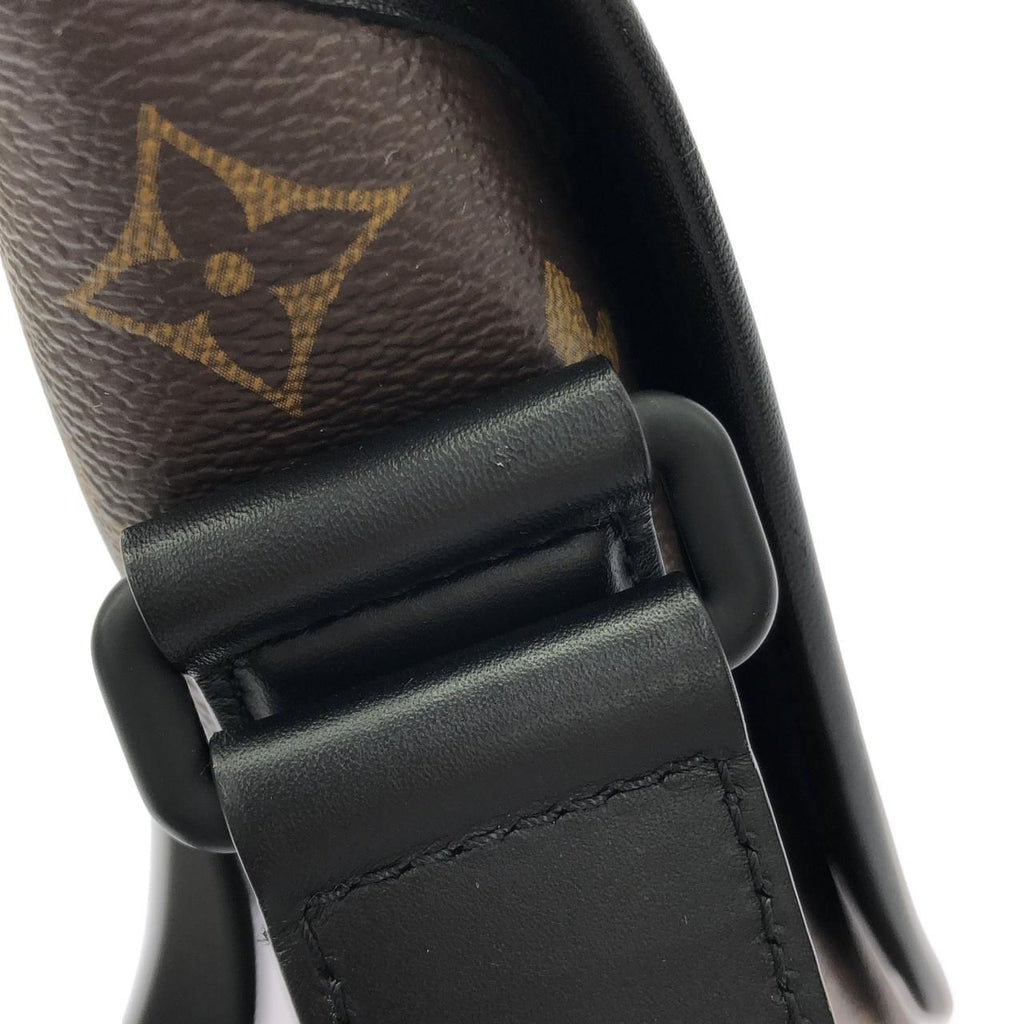 Louis Vuitton Monogram Macassar Magnetic Messenger Shoulder — view 5