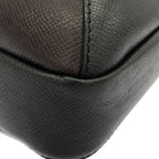 Louis Vuitton Taiga Avenue Sling — view 3