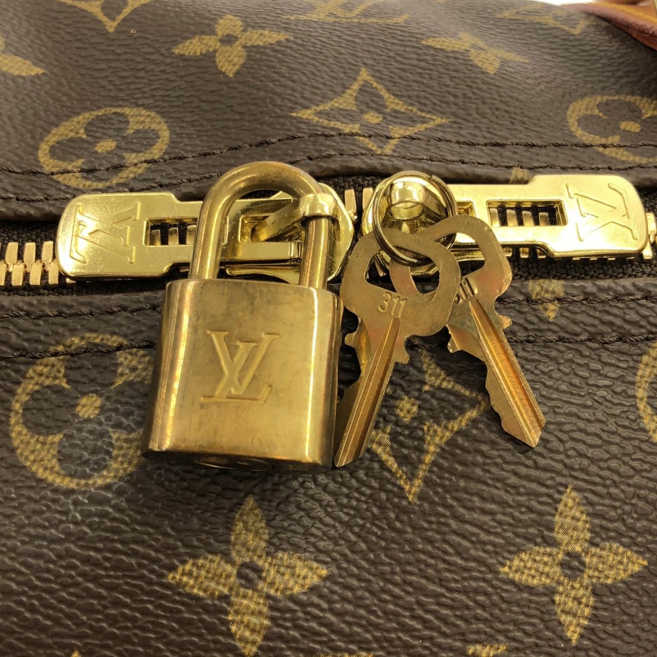 Louis Vuitton Monogram Keepall 45 Boston — view 4