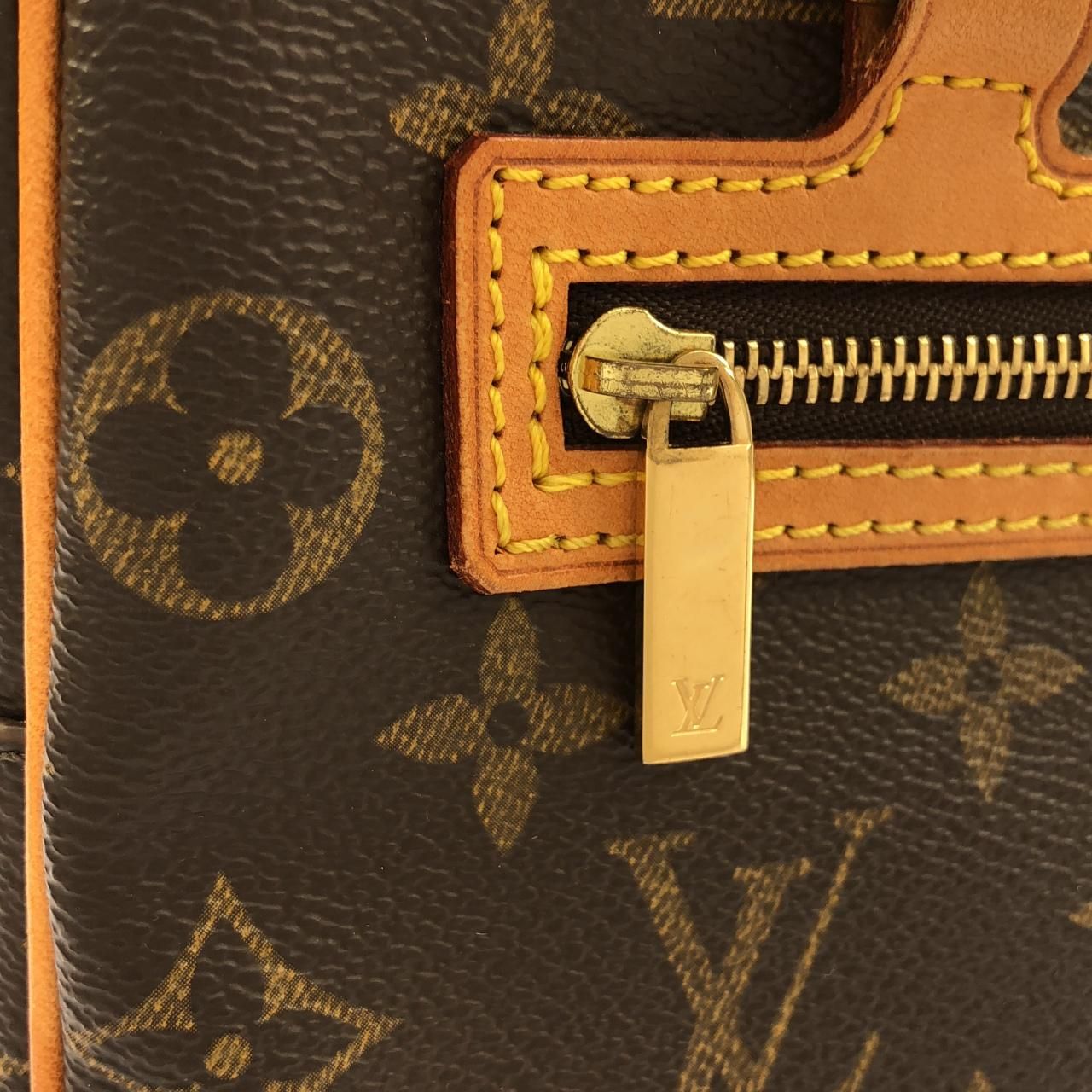 Louis Vuitton Monogram Cite MM Shoulder — view 4