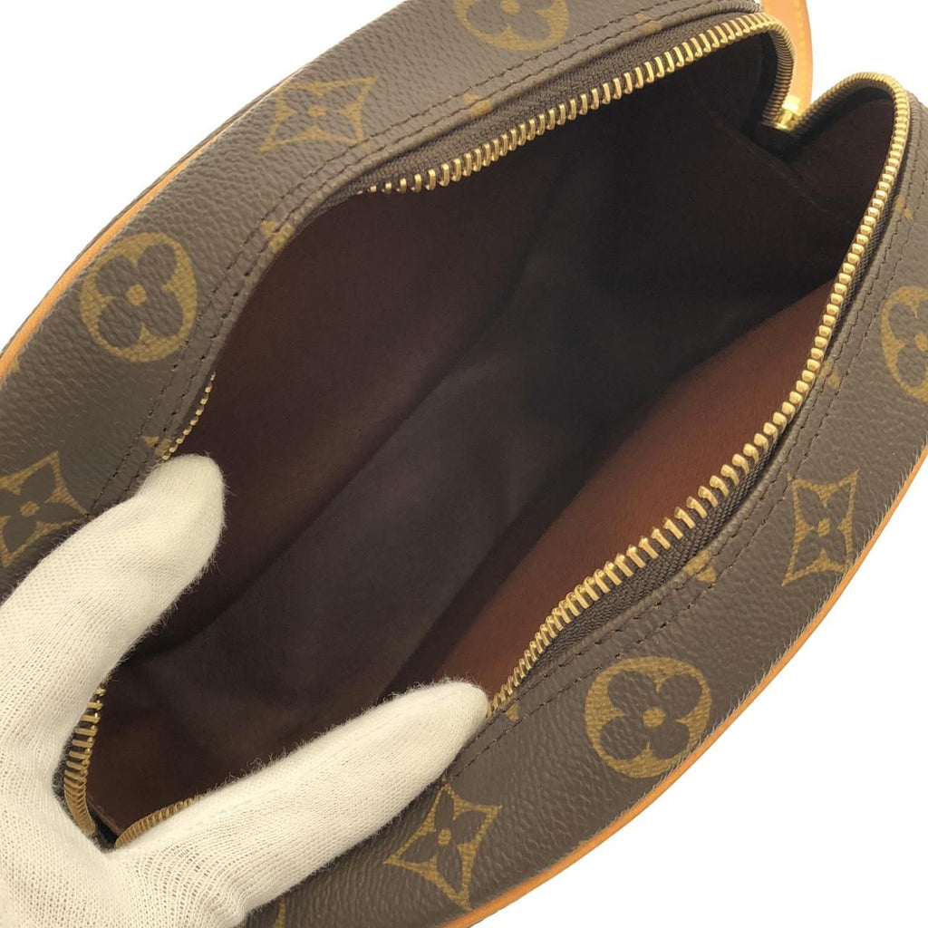 Louis Vuitton Monogram Blois Shoulder — view 9