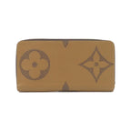 Louis Vuitton Monogram Giant Zippy Wallet — view 2