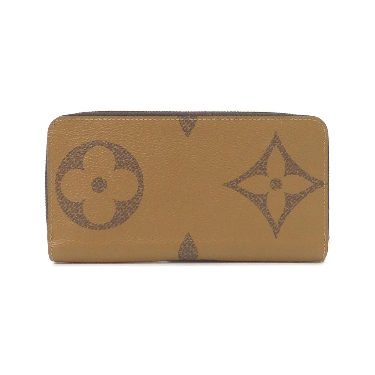Louis Vuitton Monogram Giant Zippy Wallet — view 2