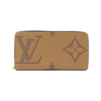 Louis Vuitton Monogram Giant Zippy Wallet