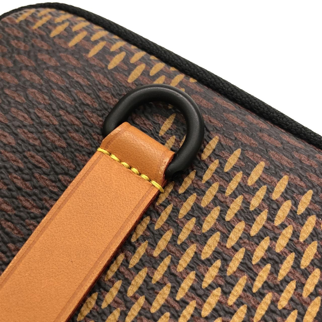 Louis Vuitton Damier Giant Double Phone Pouch Shoulder — view 4