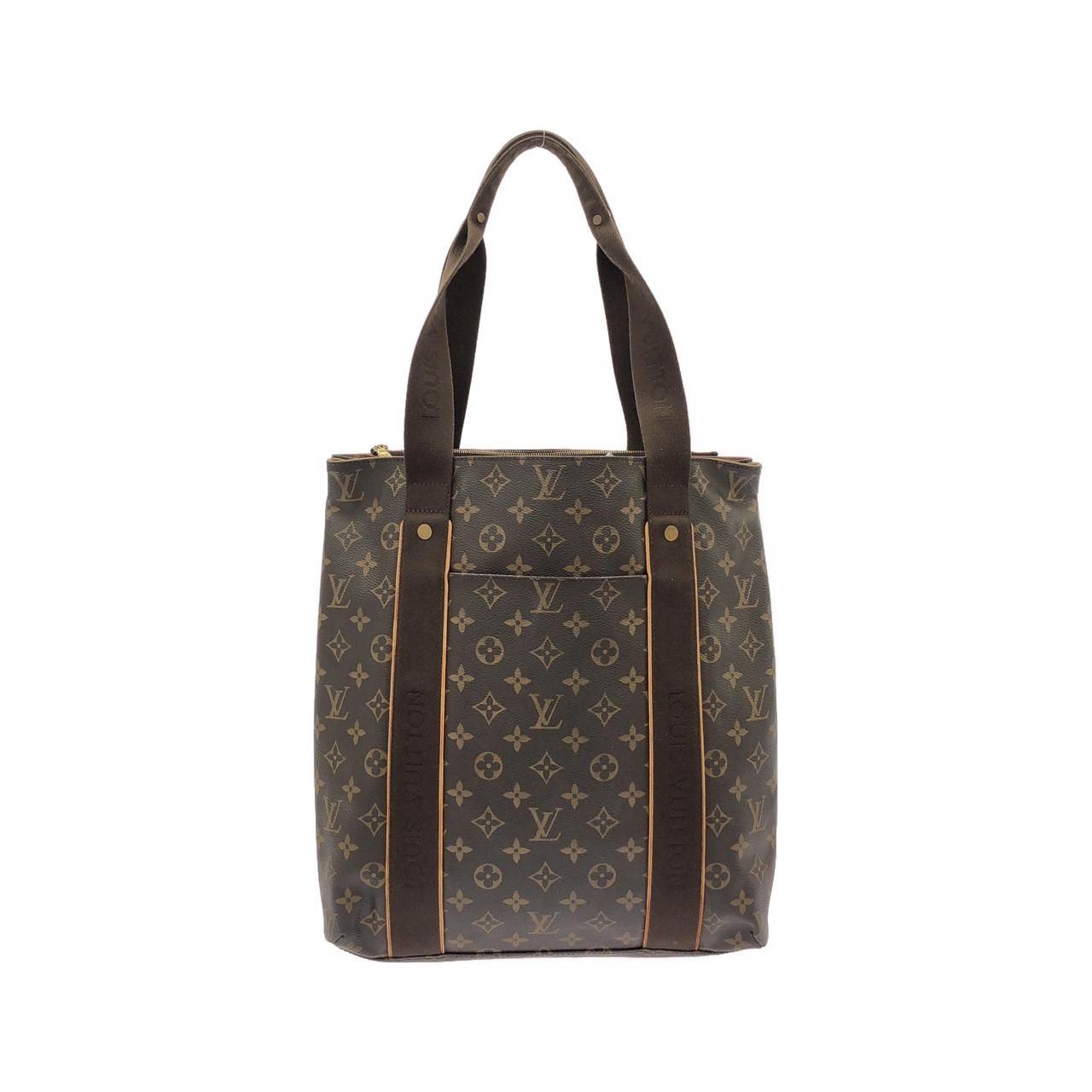 Louis Vuitton Monogram Beaubourg