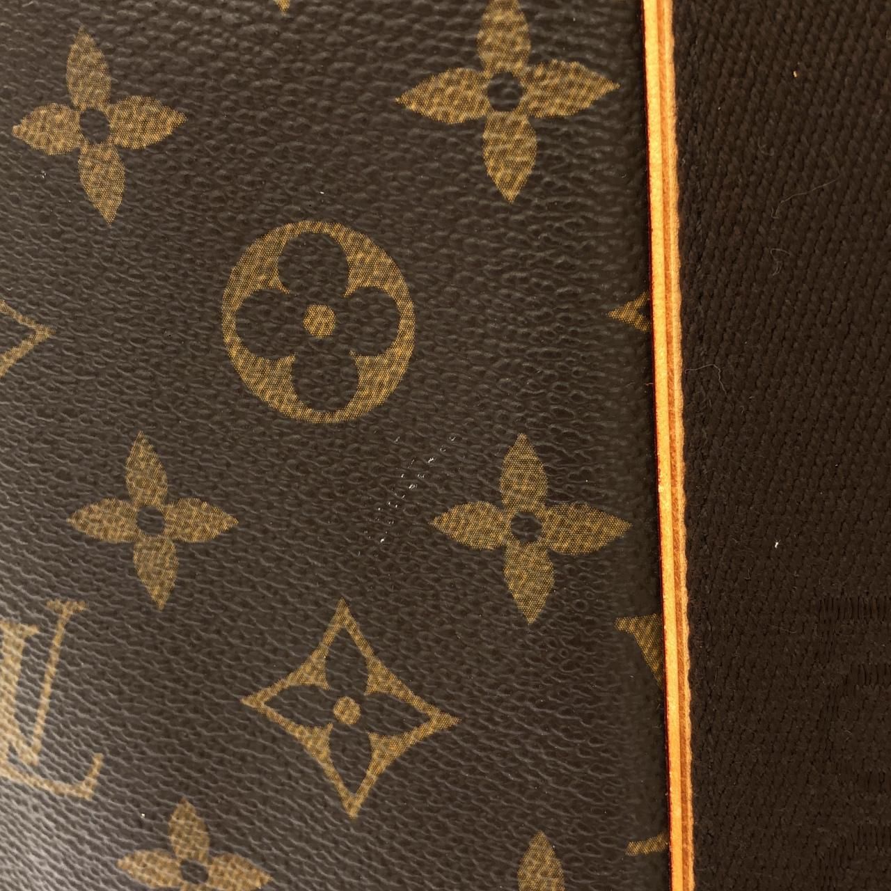 Louis Vuitton Monogram Beaubourg — view 4