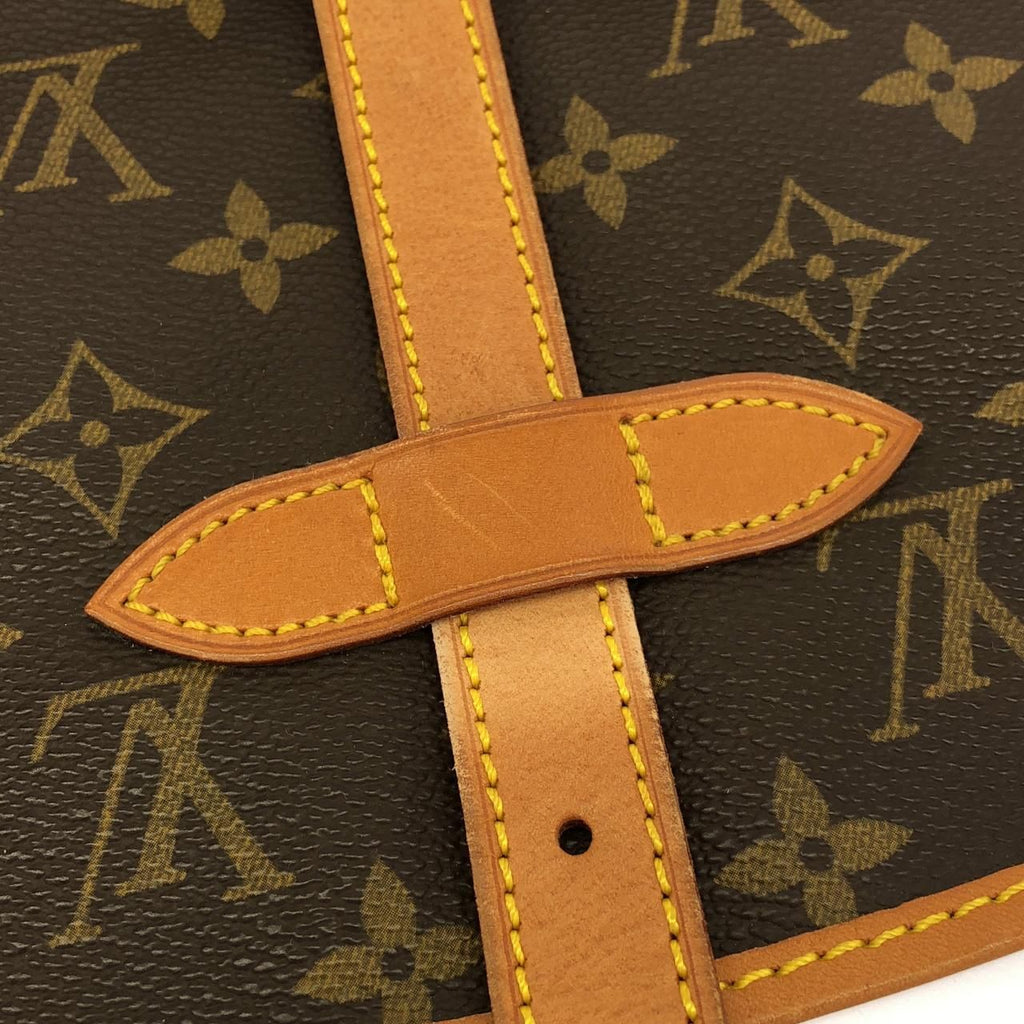 Louis Vuitton Monogram Saumur 30 — view 4