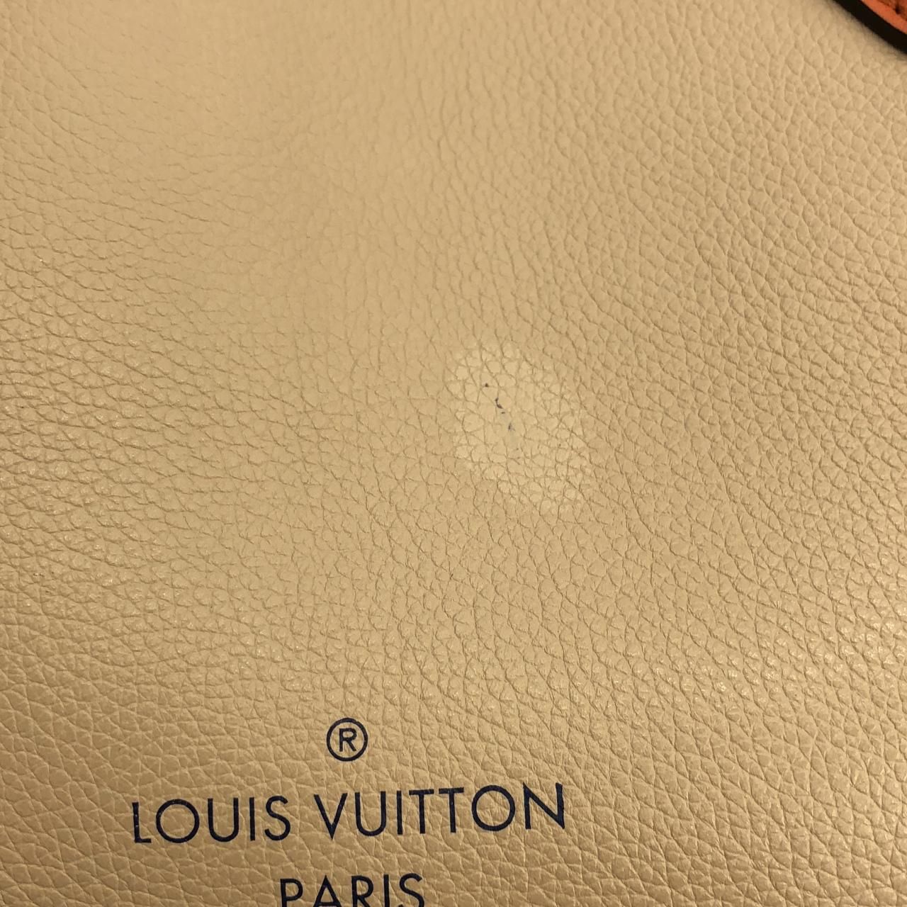 Louis Vuitton on My Side MM — view 5