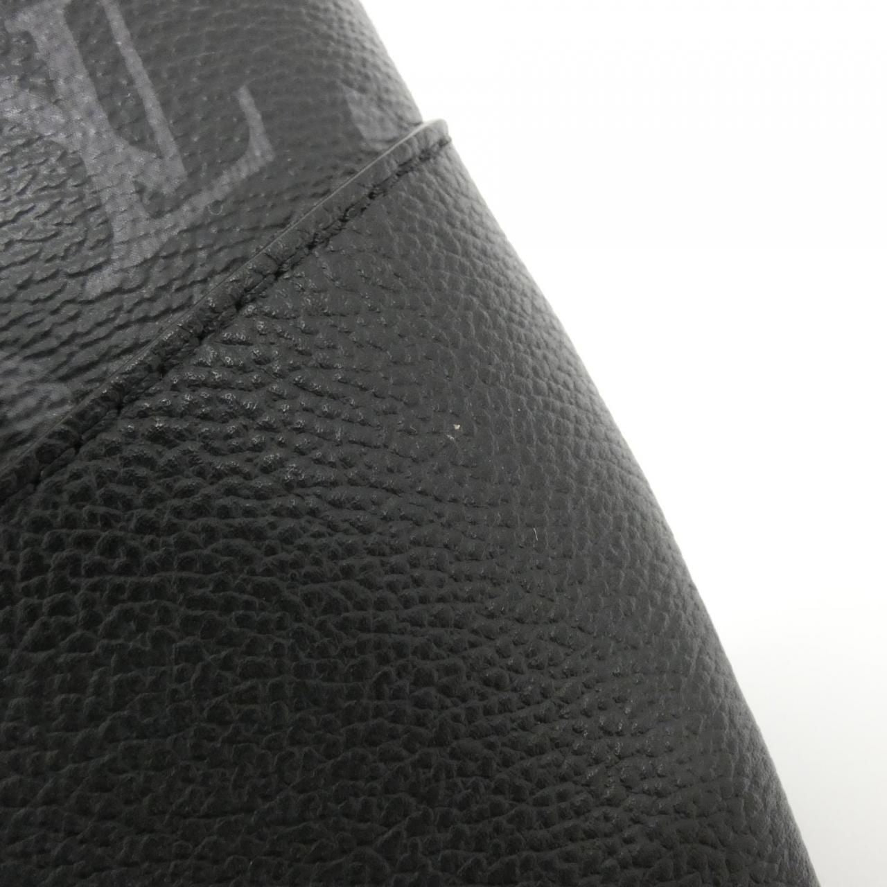 Louis Vuitton Monogram Eclipse Saumur — view 4