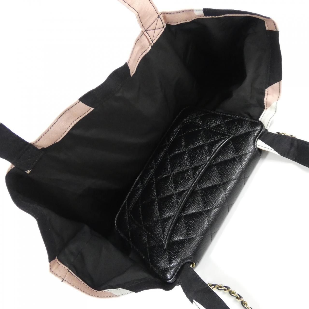 Chanel Bag Handbag Black — view 9
