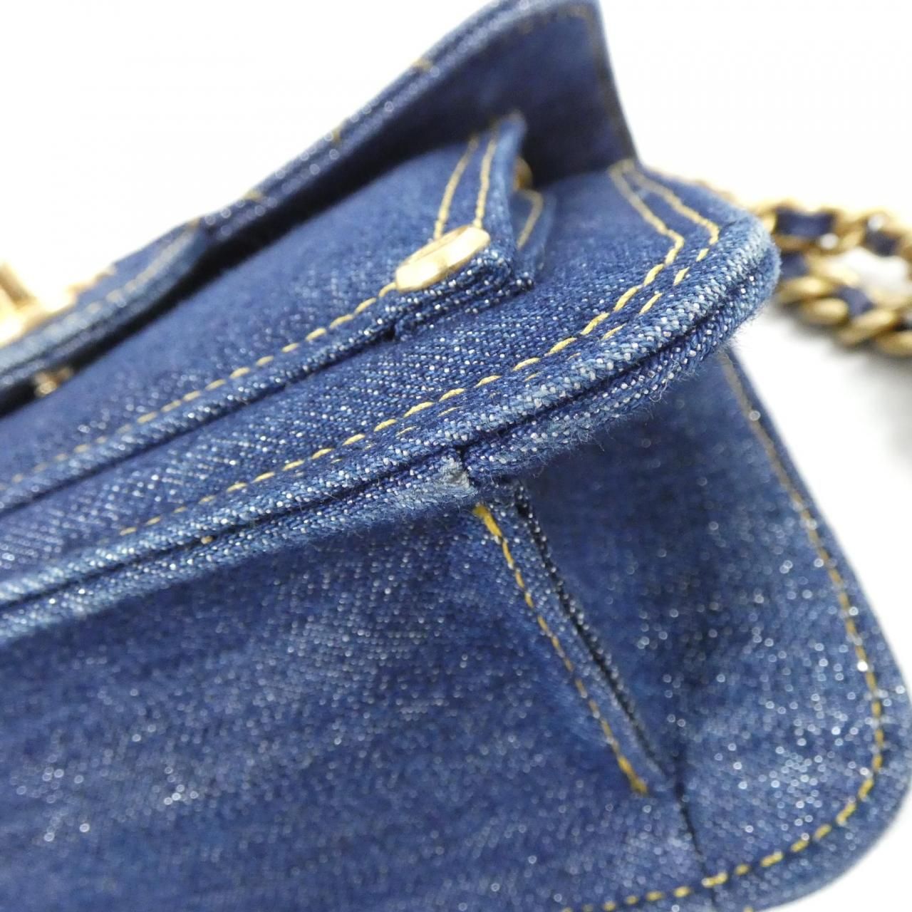 Chanel Bag Handbag Blue — view 3