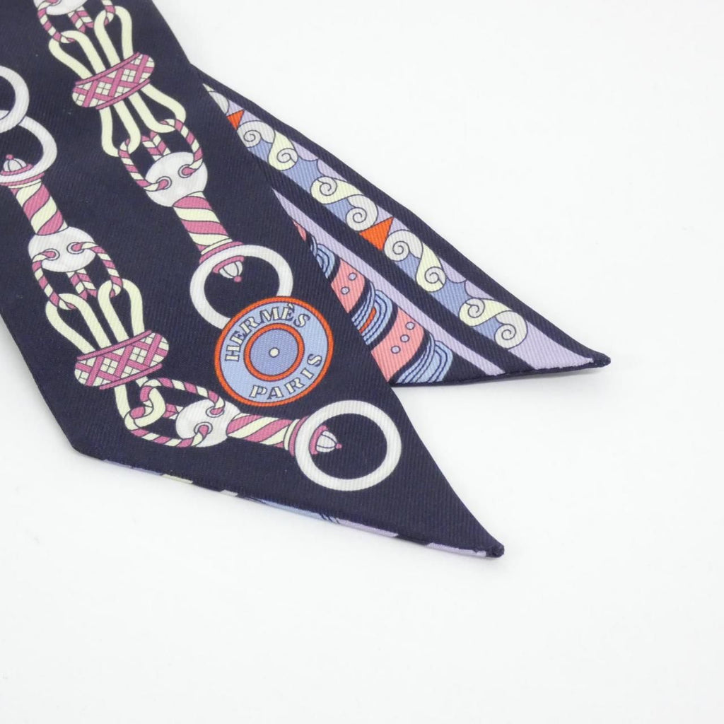 Hermes Harnais en Rosace Twilly Scarf — view 2