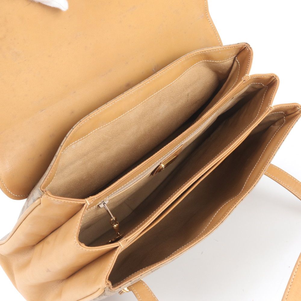 Gucci Vintage Micro GG 000 46 Leather Flap Handbag Tote — view 7