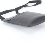 Gucci 019 Leather Shoulder Bag Crossbody Messenger Business Black — view 5