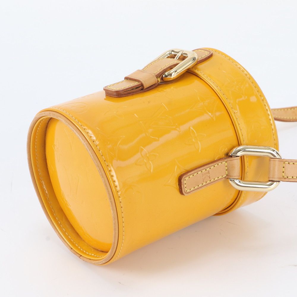 Louis Vuitton Monogram Vernis Astar Place Leather 2-Way Shoulder Bag — view 5