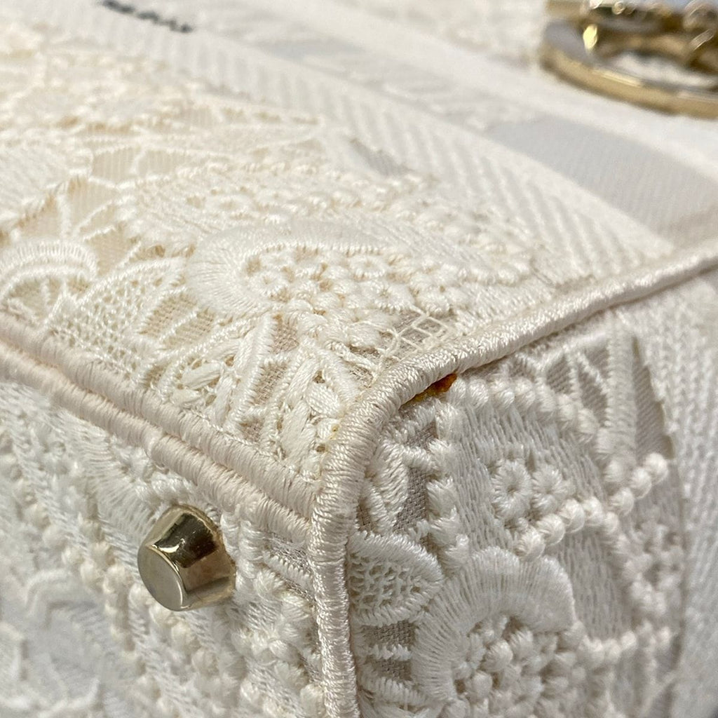 Dior Handbag Light Bag White Lace Flower Embroidery Gold — view 6