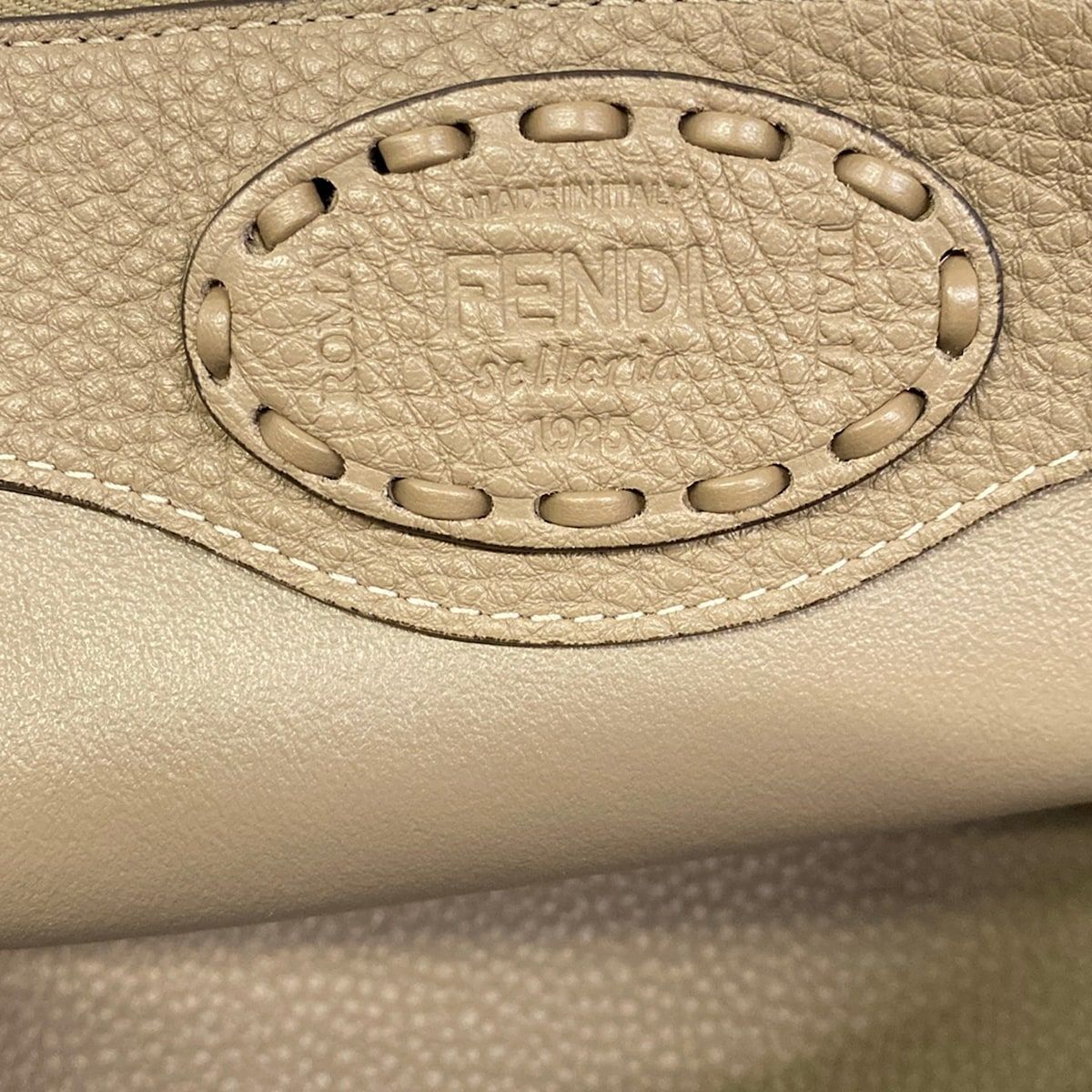 Fendi Handbag by the Way Selleria Gray Beige Leather — view 9