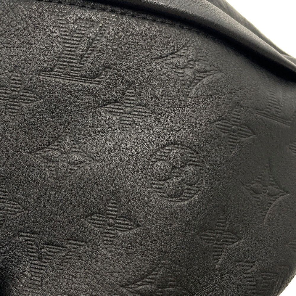 Louis Vuitton Belt Bag Monogram Shadow Discovery PM Black — view 7