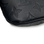 Louis Vuitton Clutch Monogram Shadow Pochette Voyage Spur Black — view 6
