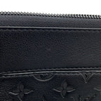 Louis Vuitton Clutch Monogram Shadow Pochette Voyage Spur Black — view 7