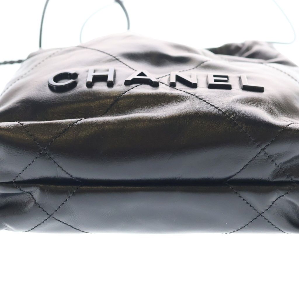 Chanel 22 Mini Shiny Calfskin Leather So Black Chain Shoulder Bag Plate — view 4