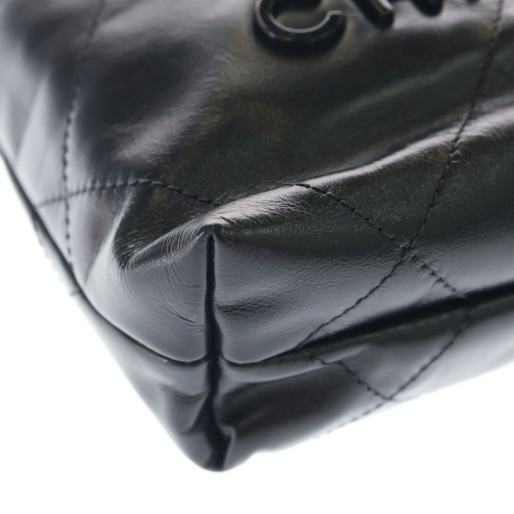 Chanel 22 Mini Shiny Calfskin Leather So Black Chain Shoulder Bag Plate — view 5