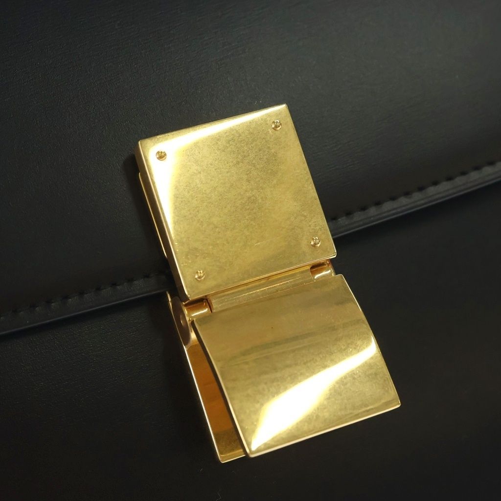 Celine Classic Box Shoulder Bag Black Leather Gold — view 6