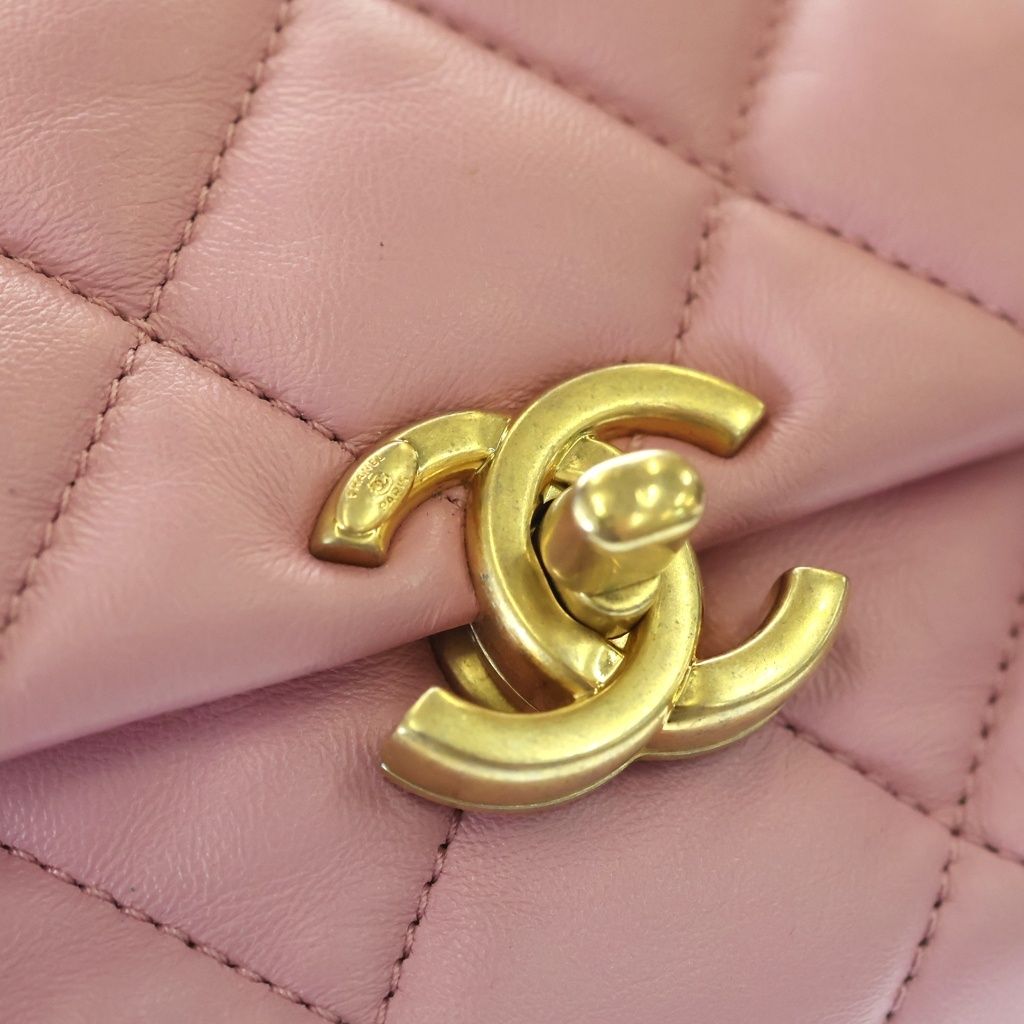 Chanel Quilted Lambskin Leather Chain Shoulder Bag Gold Pink Plate — view 7