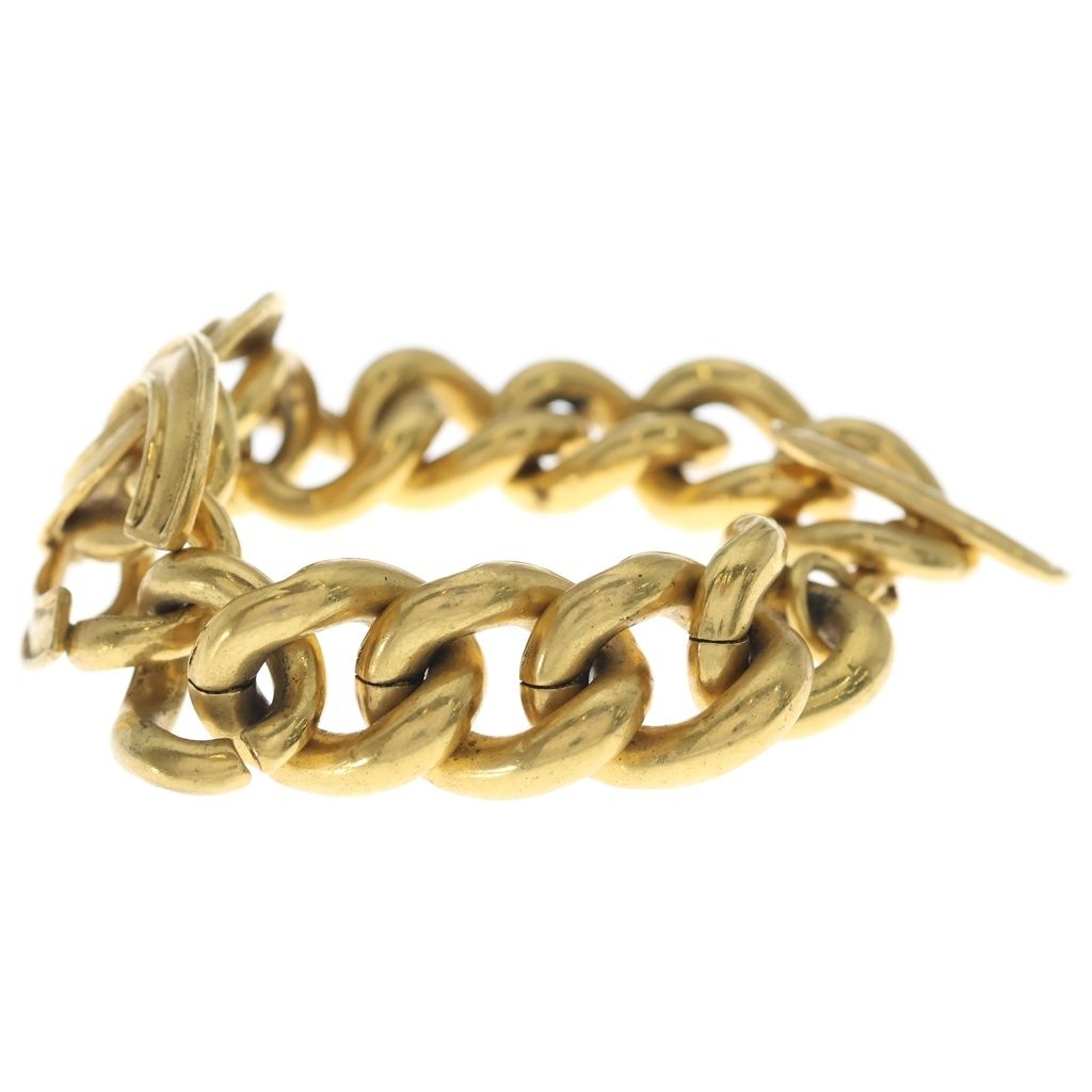 Chanel CC Logo Chain Bracelet Gold — view 4