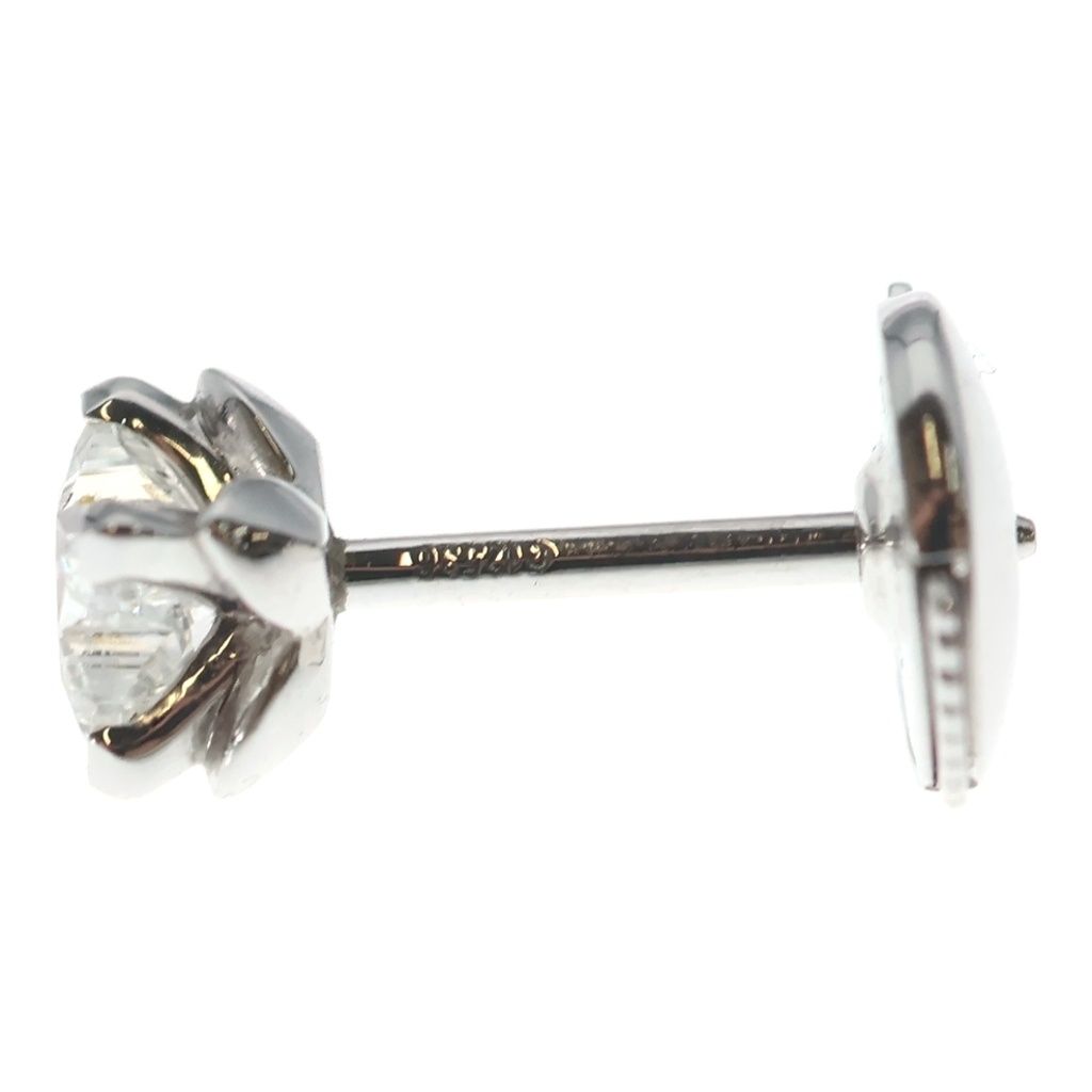 Louis Vuitton LV Diamond Monogram Star 18k White Gold Earrings — view 3