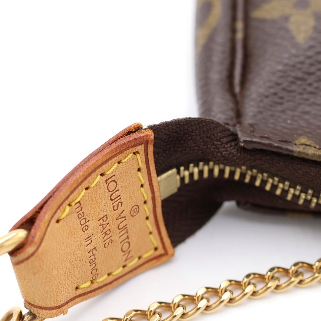 Louis Vuitton Monogram Mini Pochette Leather Pouch Brown — view 6