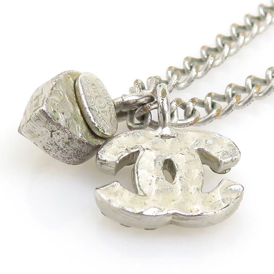 Chanel Necklace CC Logo — view 4