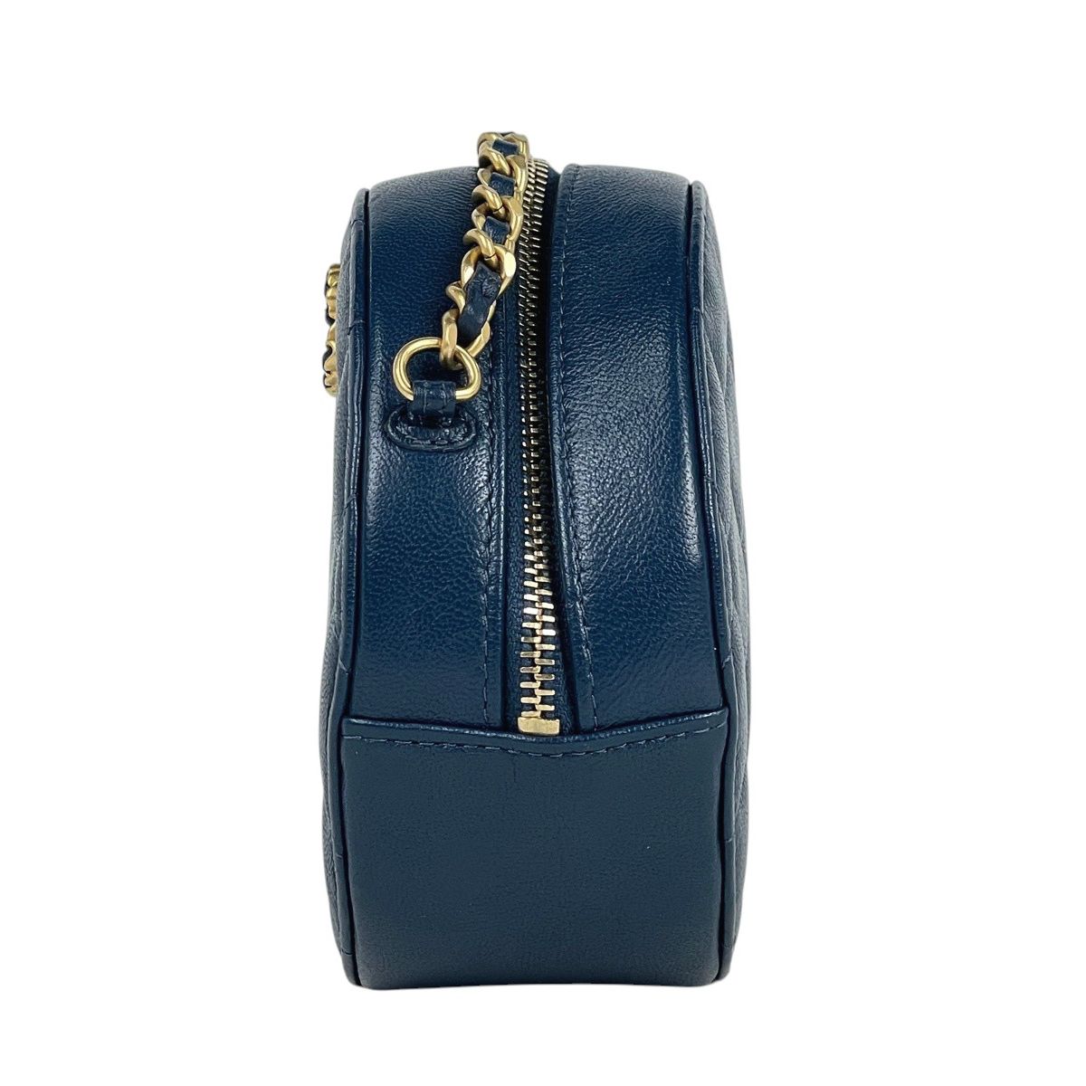 Chanel CC Logo Chain Shoulder Bag Quilted Round Leather Blue — view 2