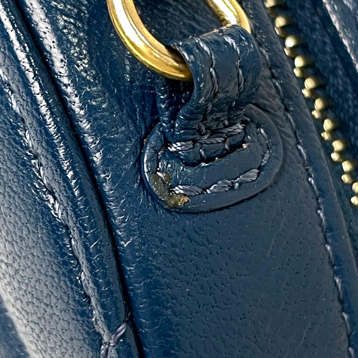 Chanel CC Logo Chain Shoulder Bag Quilted Round Leather Blue — view 8