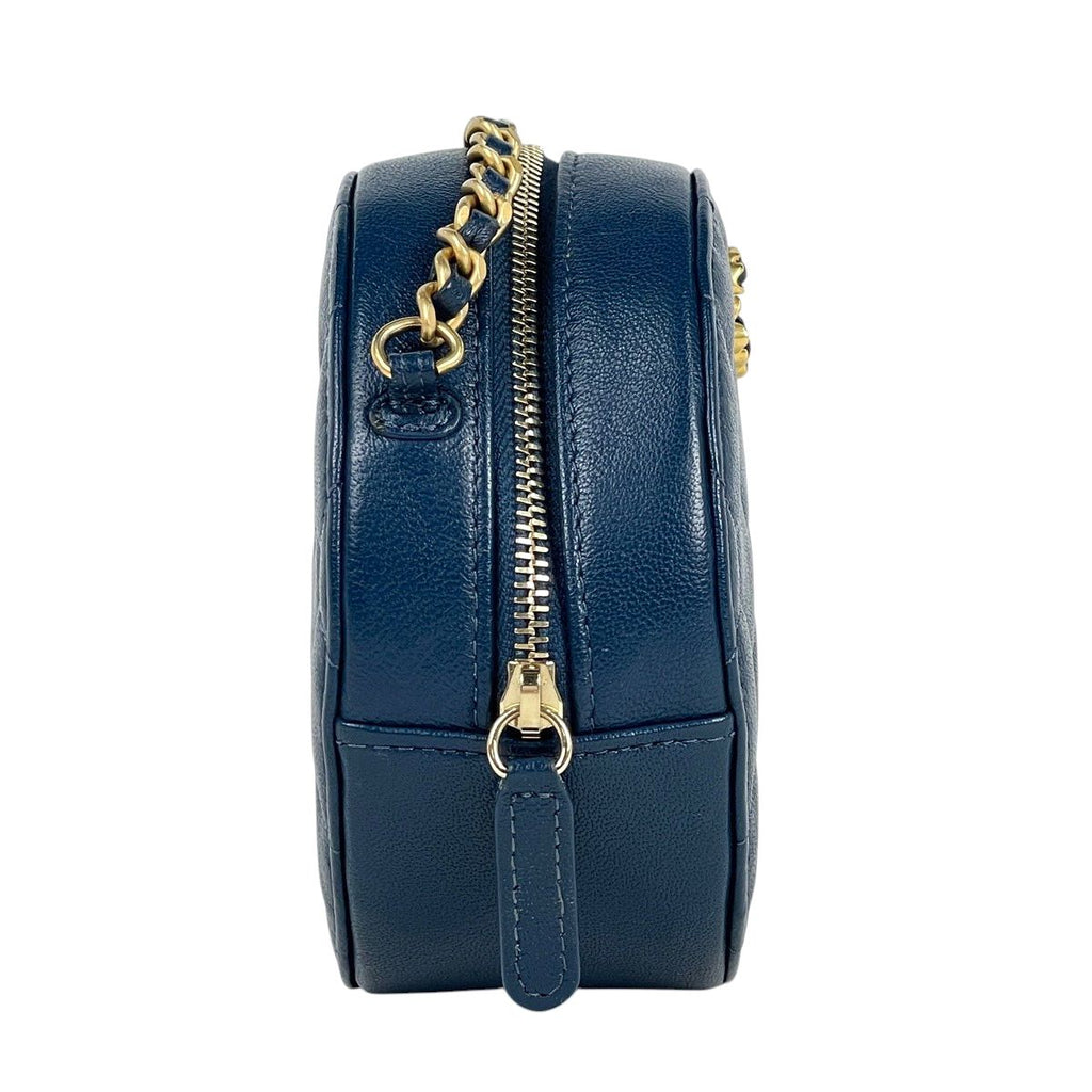 Chanel CC Logo Chain Shoulder Bag Quilted Round Leather Blue — view 4