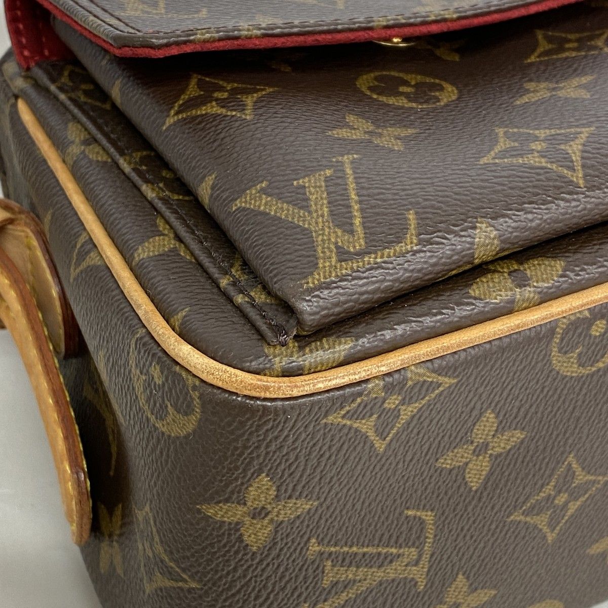 Louis Vuitton Shoulder Bag Monogram Viva Cite MM Brown — view 6