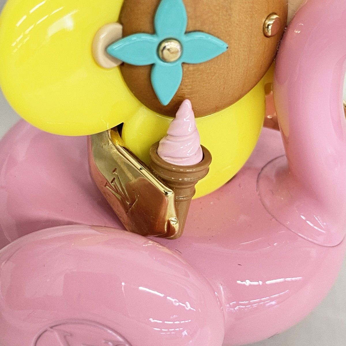 Louis Vuitton Key Holder Charm Porte Cles Vivienne Flamingo Pink Yellow Brown — view 4