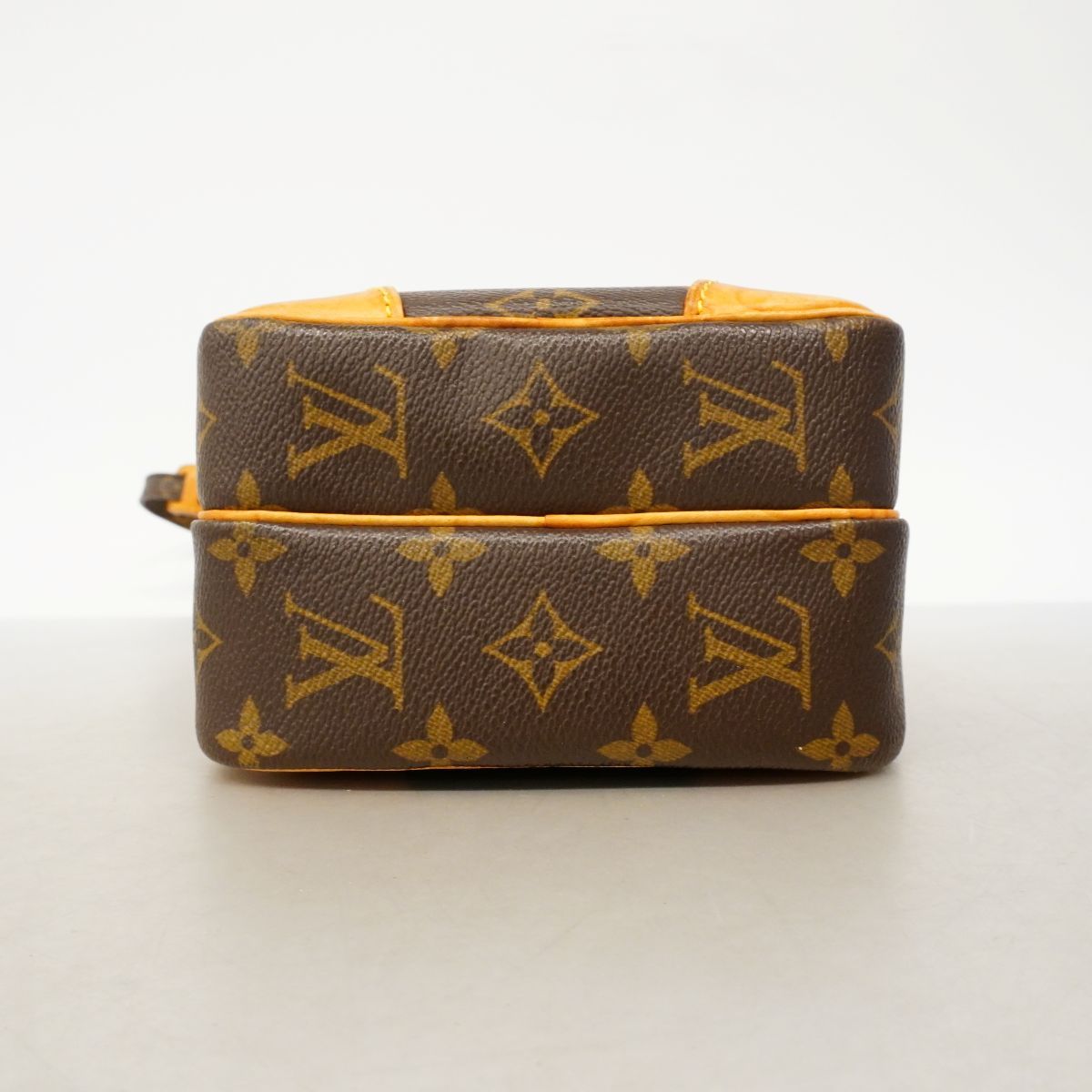 Louis Vuitton Shoulder Bag Monogram Amazon Brown — view 3