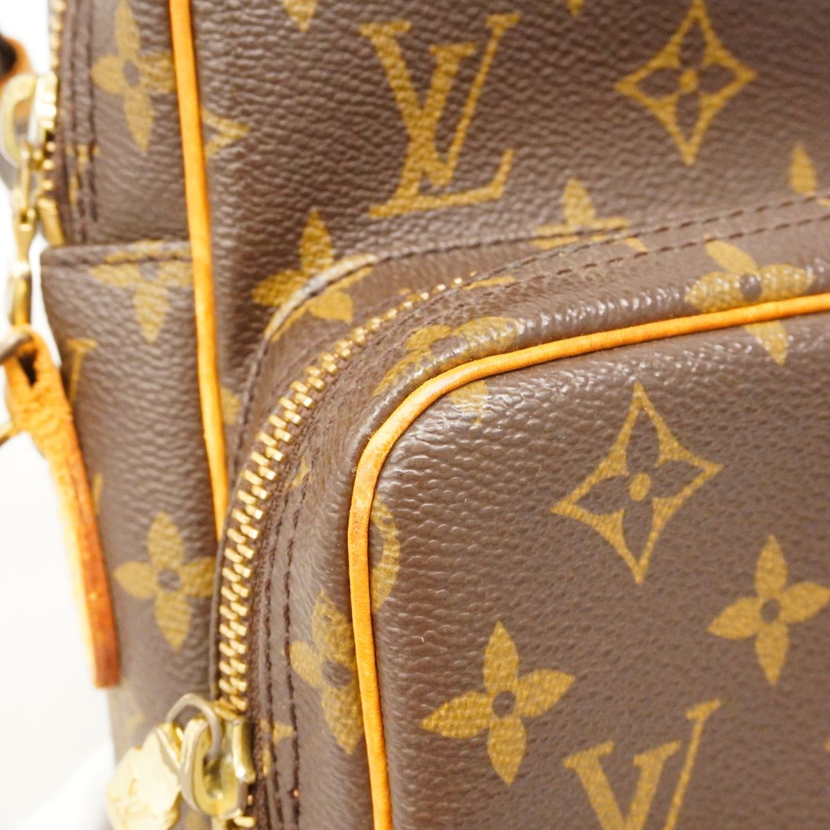 Louis Vuitton Shoulder Bag Monogram Amazon Brown — view 9