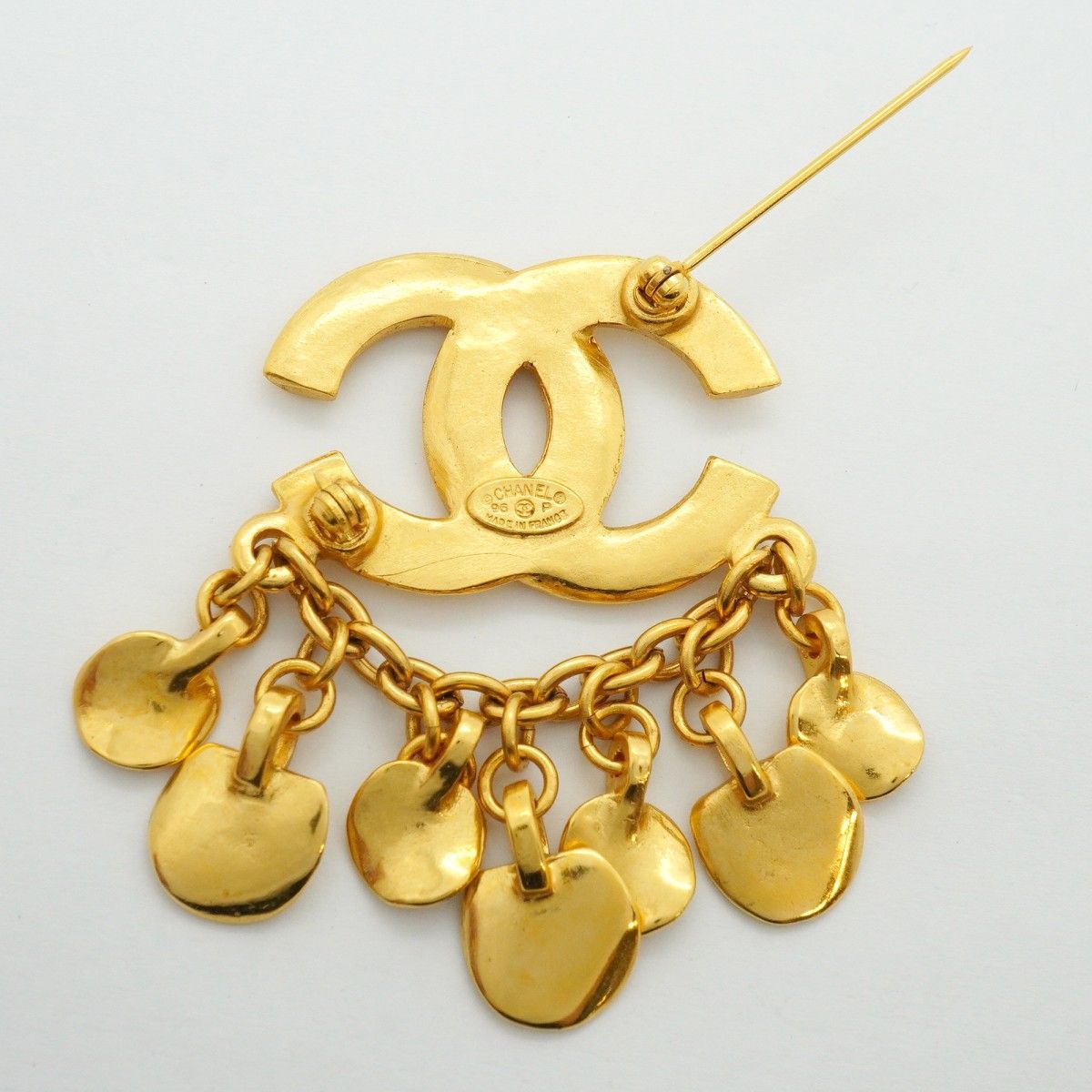 Chanel Brooch Vintage CC Logo Gold Plated — view 6