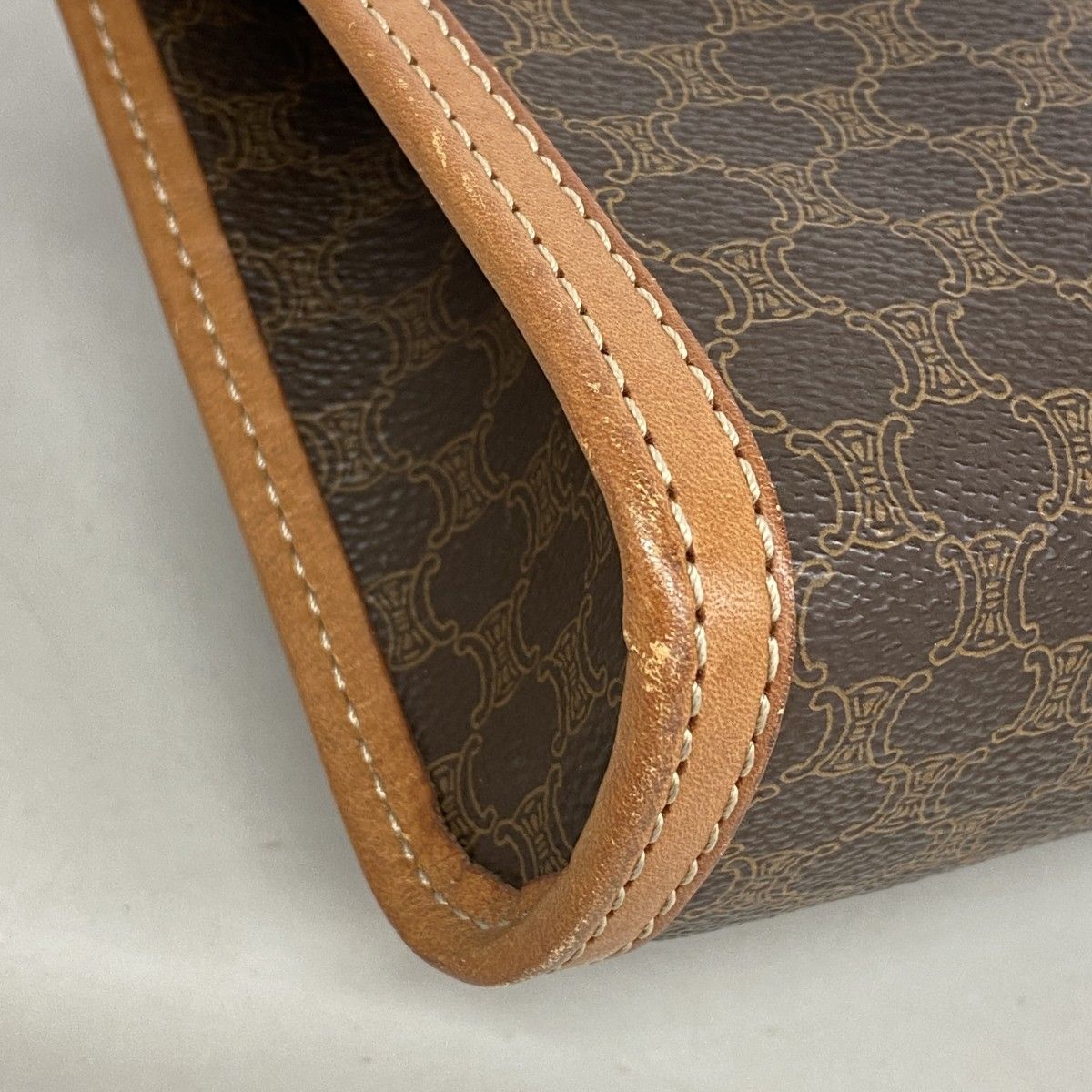 Celine Clutch Macadam Brown Gold — view 6