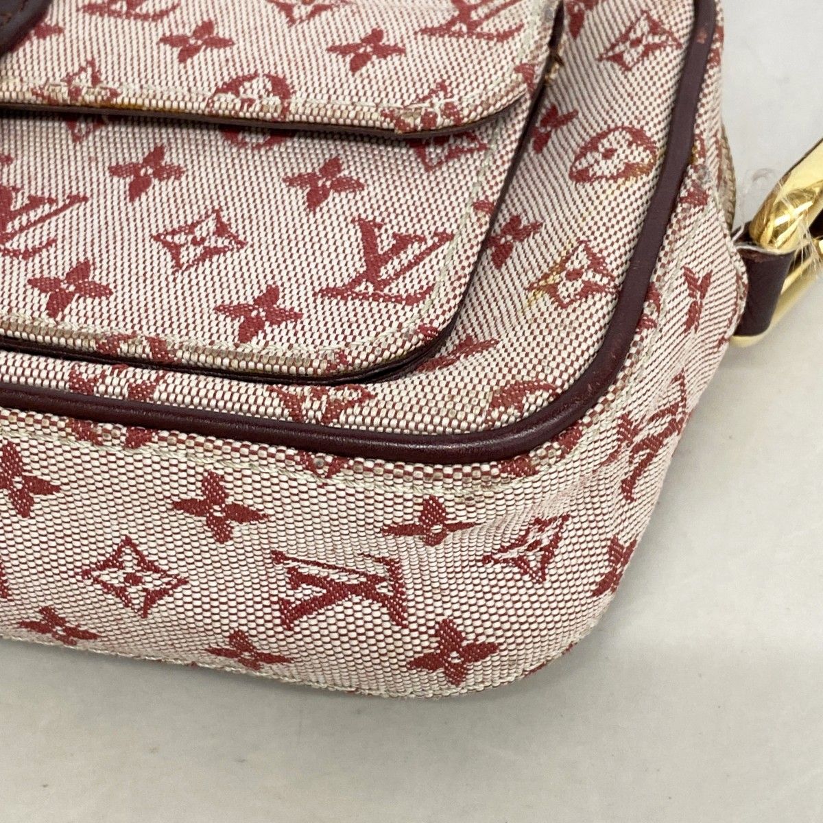 Louis Vuitton Shoulder Bag Monogram Mini Juliette MM Cerise — view 9
