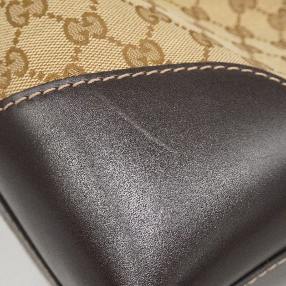 Gucci Shoulder Bag GG Canvas Brown Champagne Gold — view 7