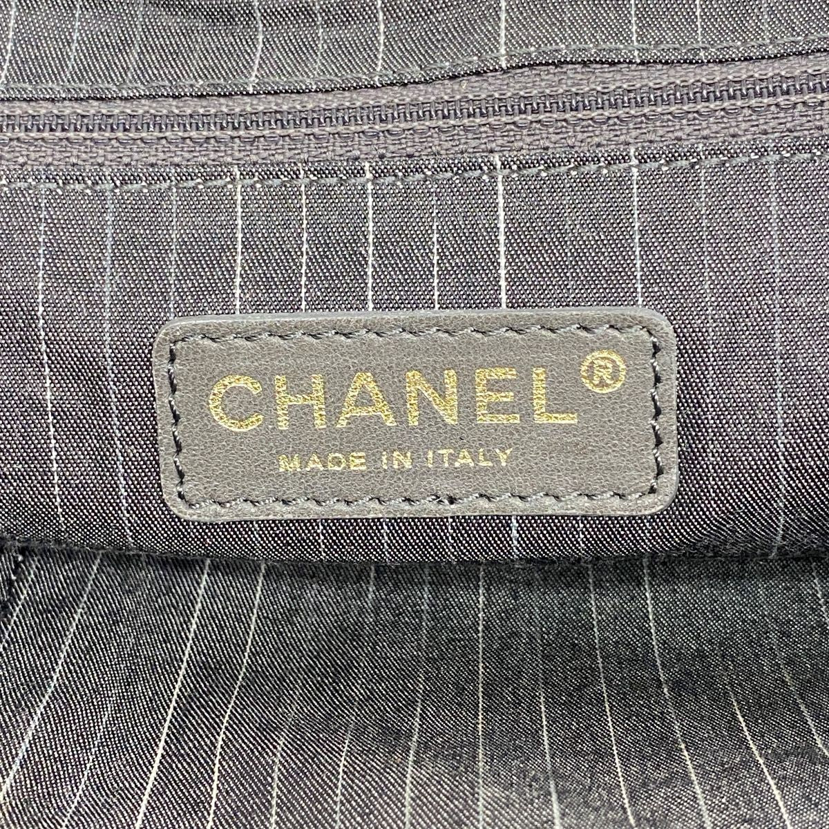 Chanel Tote Calfskin Black Beige Gold 2-Way — view 5