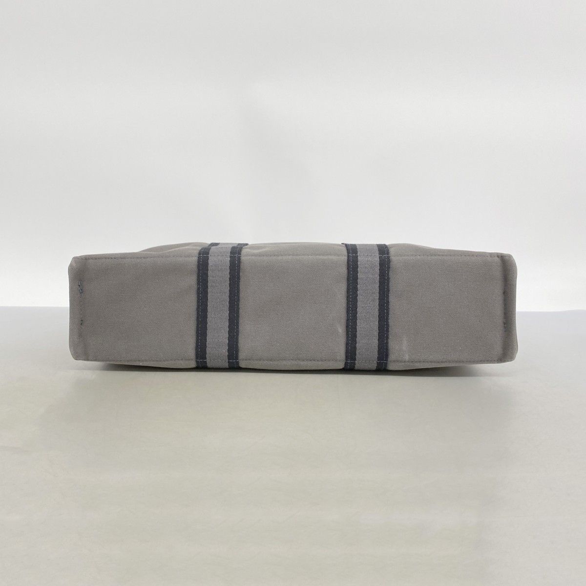 Hermes Tote Fourre Tout MM Canvas Gray Silver — view 3